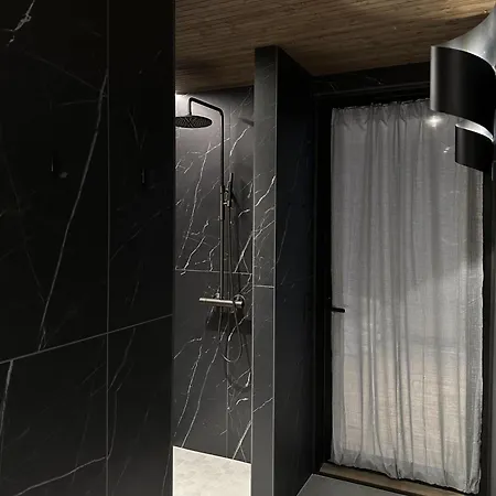 Villa Black Villa, Aurora View Bath & Sauna, Private Design Villa In Lapland