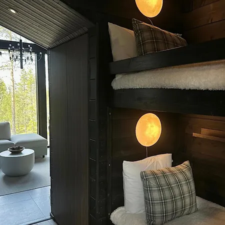 Black Villa, Aurora View Bath & Sauna, Private Design Villa In Lapland Villa *