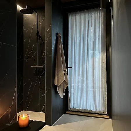 Black Villa, Aurora View Bath & Sauna, Private Design In Lapland Kolari