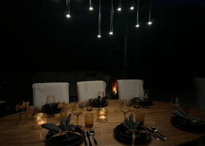 Black Villa, Aurora View Bath & Sauna, Private Design In Lapland Villa *