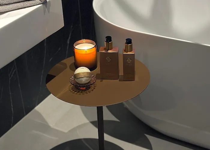 Black Villa, Aurora View Bath & Sauna, Private Design In Lapland Villa *